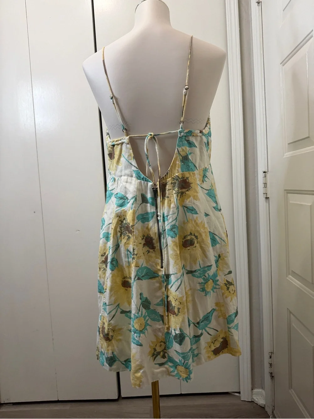 Free People Cream Floral Backless Mini Dress with Teal and Mustard Print - Picture 4 of 9